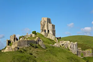 Images Dated 19th May 2009: Corfe Castle, Corfe, Dorset, England