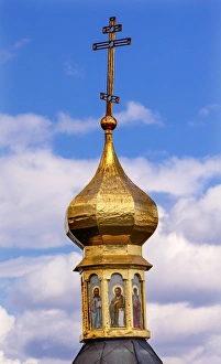 Cross Golden Dome Saints Church Life Source Holy Assumption Pechrsk Lavra Cathedra Kiev Ukraine Cross Golden Dome Saints Church Life Source Holy Assumption Pechrsk Lavra Cathedra Kiev Ukraine
