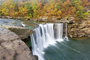 South East Gallery: Cumberland Falls State Park near Corbin Kentucky