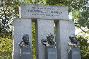 Das Republikdenkmal (The Republic Monument) near the parliament, Vienna, Austria Das Republikdenkmal (The Republic Monument) near the parliament, Vienna, Austria