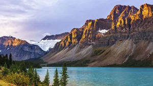 Dawn light on the Crowfoot Glacier above Bow Lake, Banff National Park, Alberta, Canada Dawn light on the Crowfoot Glacier above Bow Lake, Banff National Park, Alberta, Canada