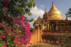 Dhamma Yazaka Pagoda at Bagan (Pagan), Myanmar (Burma) Dhamma Yazaka Pagoda at Bagan (Pagan), Myanmar (Burma)