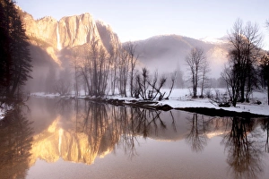 Early morning misty colors in the valley. Yosemite, California, US Early morning misty colors in the valley. Yosemite, California, US