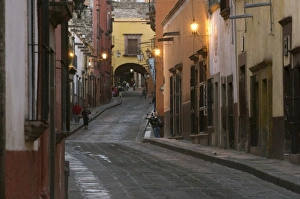 Early morning view on the streets of San Miguel de Allende, State of Guanajuato, Mexico Early morning view on the streets of San Miguel de Allende, State of Guanajuato, Mexico