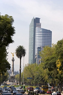 El Angel de la Independencia and the Torre Mayor building along the Paseo de la Reforma El Angel de la Independencia and the Torre Mayor building along the Paseo de la Reforma