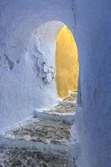 Jim Nilsen Gallery: Europe, Greece, Santorini, Pyrgos. Building passageway