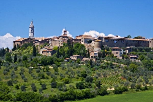 Europe; Italy; Tuscany; Pienza; The Town of Pienza From the Fields Below Europe; Italy; Tuscany; Pienza; The Town of Pienza From the Fields Below