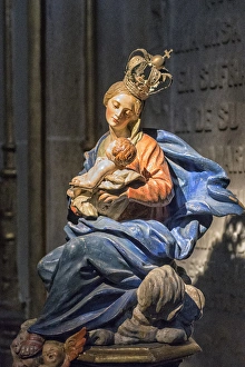 Europe, Spain, Salamanca, statue of Madonna and child Europe, Spain, Salamanca, statue of Madonna and child