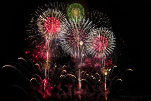 Firework Gallery: An exploding display of fireworks in Nagano City, Japan