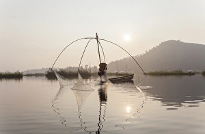 Fishing, Loktak Lake, nr Imphal, Manipur, India Fishing, Loktak Lake, nr Imphal, Manipur, India