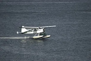 Float Plane Flying, Tofino, British Columbia, Canada, September 2006 Float Plane Flying, Tofino, British Columbia, Canada, September 2006