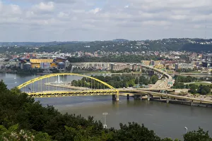 Fort Pitt Bridge, Pittsburgh, Pennsylvania, USA Fort Pitt Bridge, Pittsburgh, Pennsylvania, USA