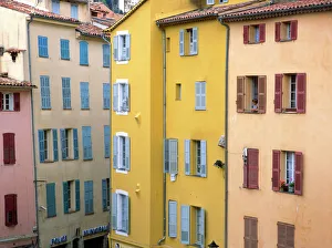 Jim Nilsen Gallery: France, Provence, Grasse. Colorful buildings