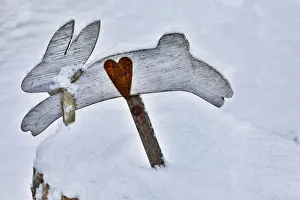 Fresh snow on the wooden rabbit cutout. Town of Snoqualmie Fresh snow on the wooden rabbit cutout. Town of Snoqualmie