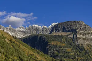 The Garden Wall and Haystack Butte with seasons first snow in Glacier National Park, Montana, USA The Garden Wall and Haystack Butte with seasons first snow in Glacier National Park, Montana, USA