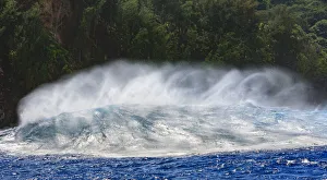Giant wave breaking near Jaws Maui North Shore, Hawaii, USA Giant wave breaking near Jaws Maui North Shore, Hawaii, USA