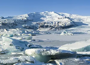 Vatnajokull Gallery: Glacier Fjallsjoekull and frozen glacial lake Fjallsarlon in Vatnajokull National Park