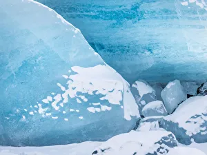 Vatnajokull Gallery: Glacier Svinafellsjoekull in Vatnajokull National Park in winter, Iceland