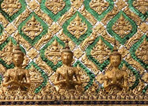 <b class=qtipBold><figcaption>Grand Palace, Bangkok, Thailand</figcaption></b><br><em>© Art Wolfe / DanitaDelimont.com</em> Grand Palace, Bangkok, Thailand