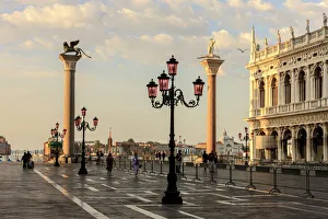 Granite Statues in front of the Biblioteca. Venice. Italy Granite Statues in front of the Biblioteca. Venice. Italy