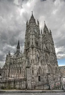 Images Dated 28th July 2009: HDR image of the exterior of the Basilica in Quito, Ecuador