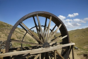 Historic Waterwheel, Young Australian Gold Mine, Carrick Range, near Bannockburn Historic Waterwheel, Young Australian Gold Mine, Carrick Range, near Bannockburn
