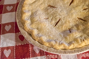 <b class=qtipBold><figcaption>Homemade cherry pie, USA</figcaption></b><br><em>© Lisa Engelbrecht / DanitaDelimont.com</em> Homemade cherry pie, USA