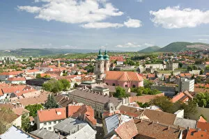 Images Dated 15th May 2004: HUNGARY-Northern Uplands- EGER: Town & Minorite Church from Lyceum Rooftop