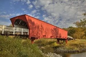 Images Dated 23rd March 2008: IA, Madison County, Roseman Covered Bridge, built in 1883, spans Middle River