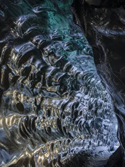 Vatnajokull Gallery: Ice cave at the northern shore of glacial lagoon Jokulsarlon in glacier