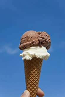 Ice cream cone, chocolate & vanilla, Sicily, Italy Ice cream cone, chocolate & vanilla, Sicily, Italy