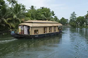 Images Dated 13th April 2015: India, Kerala, Alleppey. Backwater canals of Kerala in the area of Kumarakom, known