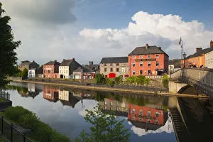 Ireland, County Kilkenny, Kilkenny City, pubs along River Nore Ireland, County Kilkenny, Kilkenny City, pubs along River Nore