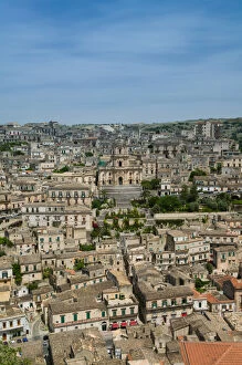 Images Dated 18th May 2005: ITALY-Sicily-MODICA: San Giorgio Church & Town from the West / Daytime