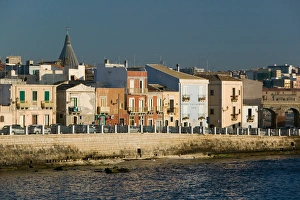 Italy, Sicily, Syracuse, Ortygia Island, Waterfront Sunrise, Lungomoare Elio Vittorini Italy, Sicily, Syracuse, Ortygia Island, Waterfront Sunrise, Lungomoare Elio Vittorini
