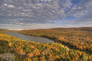 The Lake of the Clouds in autumn at Porcupine Mountains Wilderness State Park in The Lake of the Clouds in autumn at Porcupine Mountains Wilderness State Park in