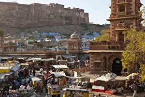 Images Dated 9th March 2010: Market square, Jaisalmer, Rajasthan, India