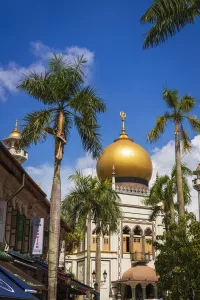 Masjid Sultan mosque and shops on Arab Street in the Malay Heritage District, Singapore Masjid Sultan mosque and shops on Arab Street in the Malay Heritage District, Singapore