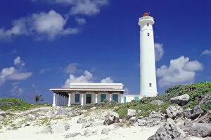 Images Dated 9th May 2011: Mexico, Cozumel. Punta Sur Celarain Lighthouse