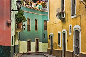 Mexico, Guanajuato. Street scene. Credit as: Don Paulson / Jaynes Gallery / DanitaDelimont Mexico, Guanajuato. Street scene. Credit as: Don Paulson / Jaynes Gallery / DanitaDelimont