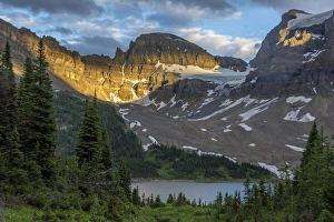 Mt Assiniboine Provincial Park, Alberta, Canada Mt Assiniboine Provincial Park, Alberta, Canada