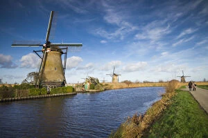 Images Dated 23rd December 2015: Netherlands, Kinderdijk, Traditional Dutch windmills