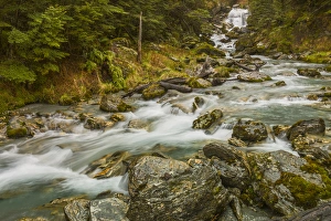 Glenorchy Gallery: New Zealand Asia Glenorchy Tutoko River