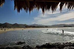 Images Dated 26th December 2012: North America, Mexico, Baja California Sur, Todos Santos. Cerritos Beach