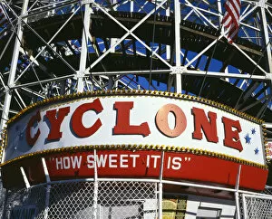Images Dated 4th June 2008: North America; USA; New York; New York City; The Cyclone rollercoaster; a Coney Island