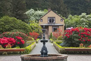 Images Dated 14th May 2012: OR, Shore Acres State Park, Shore Acres Garden, Garden House and fountain with