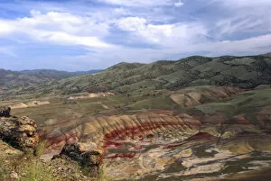Images Dated 18th May 2008: Painted Hills from the Heights, John Day Fossil Beds National Monument, Mitchell