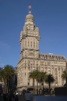 The Palacio Salvo Palace building on Plaza Independencia Independence Square, built The Palacio Salvo Palace building on Plaza Independencia Independence Square, built