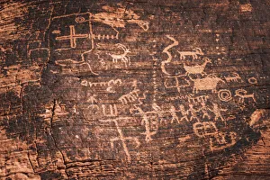 Rock Art Gallery: Petroglyphs at the Mouses Tank, Valley of Fire State Park, Nevada, USA