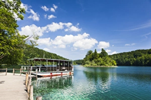 Images Dated 8th June 2010: The Plitvice Lakes in the National Park Plitvicka Jezera in Croatia